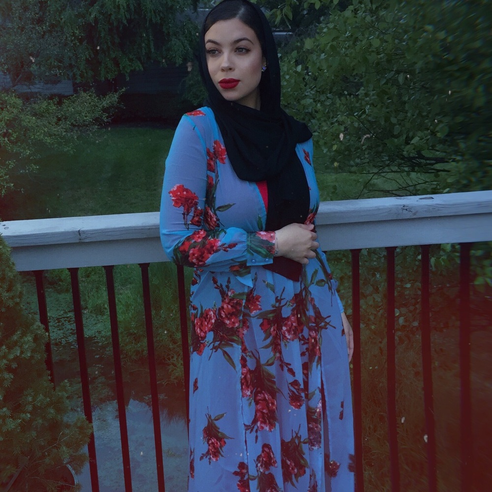 Meet your Posher, Khaoula